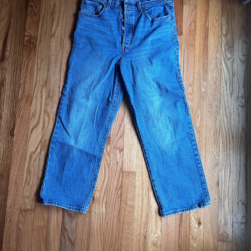 Levi's Women's Straight Leg Blue Jeans